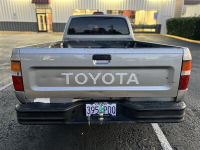 1994 Toyota Pickup - Photo 4 - Beaverton, OR 97005