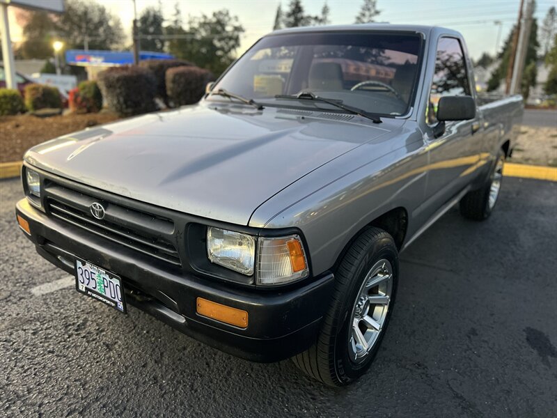 1994 Toyota Pickup   - Photo 1 - Beaverton, OR 97005