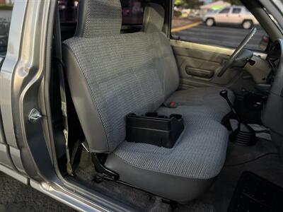 1994 Toyota Pickup - Photo 10 - Beaverton, OR 97005