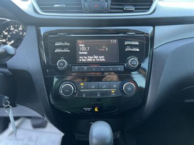 2015 Nissan Rogue S AWD - Photo 15 - Beaverton, OR 97005