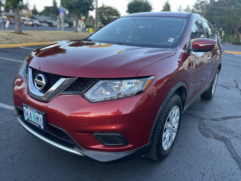 2015 Nissan Rogue S AWD   - Photo 1 - Beaverton, OR 97005