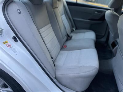 2017 Toyota Camry SE - Photo 12 - Beaverton, OR 97005
