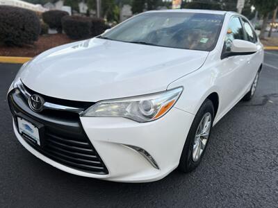 2017 Toyota Camry SE - Photo 1 - Beaverton, OR 97005