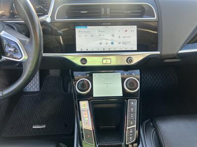 2020 Jaguar I-PACE EV400 S - Photo 16 - Beaverton, OR 97005