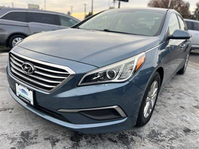 2016 Hyundai Sonata SE - Photo 1 - Beaverton, OR 97005