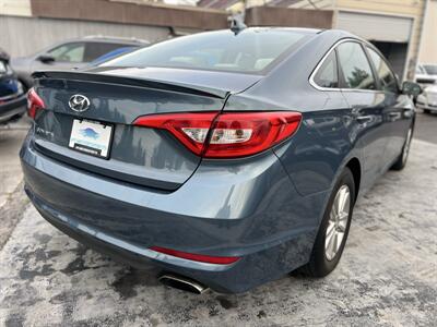 2016 Hyundai Sonata SE - Photo 5 - Beaverton, OR 97005