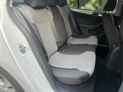 2017 Volkswagen Jetta 1.4T S - Photo 12 - Beaverton, OR 97005