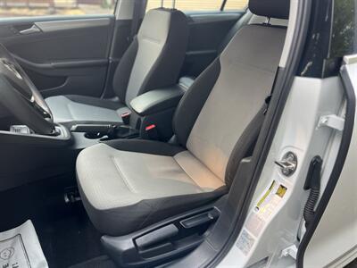 2017 Volkswagen Jetta 1.4T S - Photo 9 - Beaverton, OR 97005