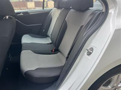 2017 Volkswagen Jetta 1.4T S - Photo 10 - Beaverton, OR 97005