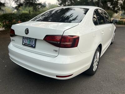 2017 Volkswagen Jetta 1.4T S - Photo 5 - Beaverton, OR 97005