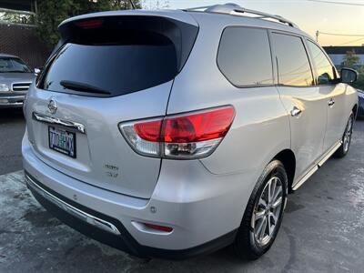 2015 Nissan Pathfinder SV 4X4   - Photo 5 - Beaverton, OR 97005