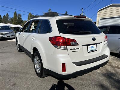 2013 Subaru Outback 2.5i Premium   - Photo 2 - Beaverton, OR 97005