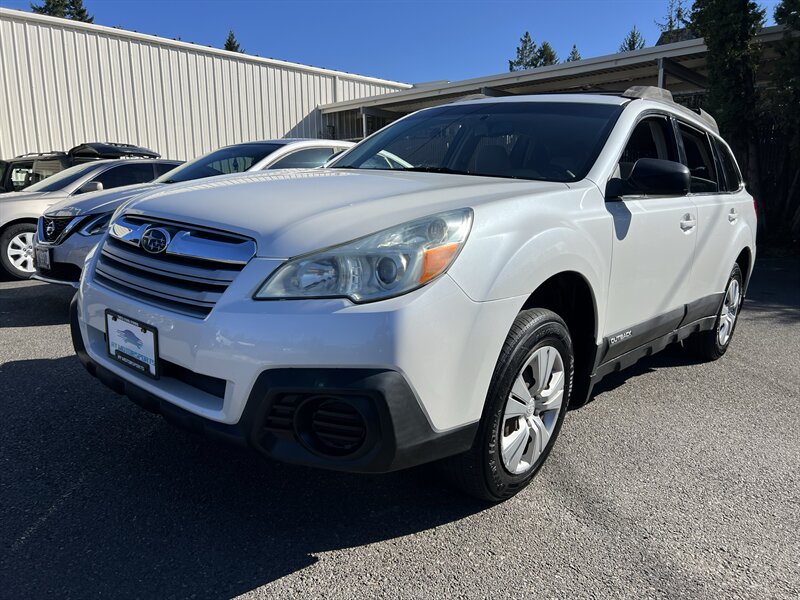 2013 Subaru Outback Base