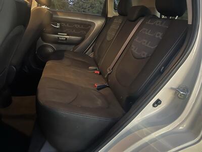 2013 Kia Soul + - Photo 10 - Beaverton, OR 97005