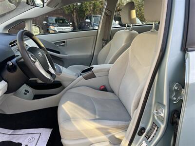 2013 Toyota Prius Four - Photo 9 - Beaverton, OR 97005