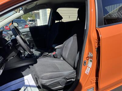 2014 Subaru XV Crosstrek 2.0i Premium MANUAL   - Photo 9 - Beaverton, OR 97005