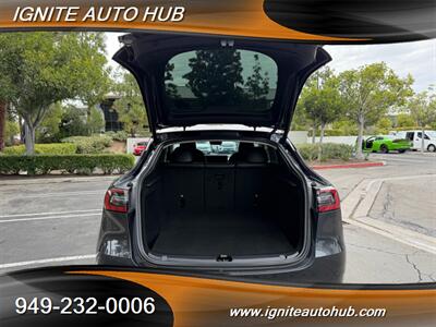 2024 Tesla Model Y Long Range RWD   - Photo 5 - Laguna Hills, CA 92653