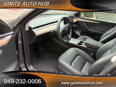 2024 Tesla Model Y Long Range RWD   - Photo 8 - Laguna Hills, CA 92653