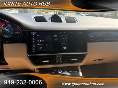 2020 Porsche Cayenne E-Hybrid - Photo 10 - Laguna Hills, CA 92653