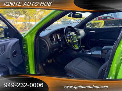 2017 Dodge Charger SE   - Photo 4 - Laguna Hills, CA 92653