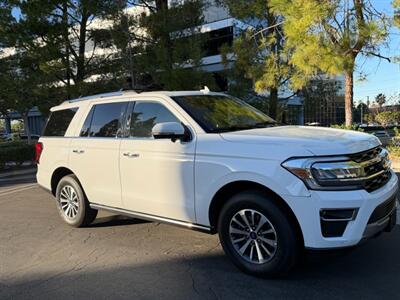 2023 Ford Expedition Limited   - Photo 2 - Laguna Hills, CA 92653