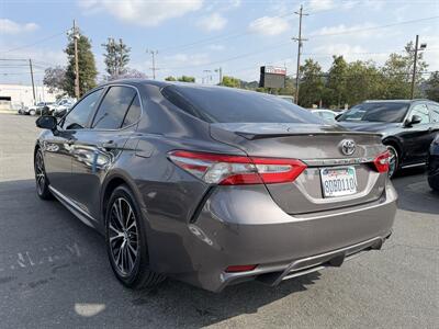 2018 Toyota Camry SE   - Photo 5 - Los Angeles, CA 90065