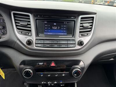 2017 Hyundai Tucson SE - Photo 16 - Los Angeles, CA 90065