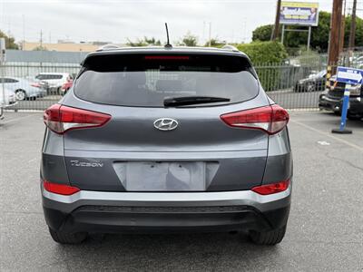 2017 Hyundai Tucson SE - Photo 6 - Los Angeles, CA 90065