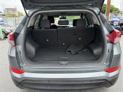 2017 Hyundai Tucson SE - Photo 14 - Los Angeles, CA 90065