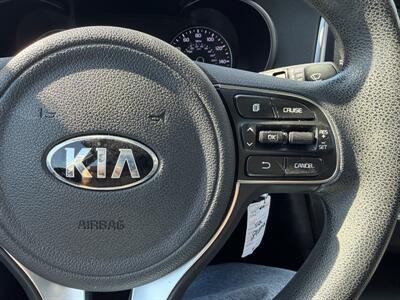 2017 Kia Optima LX - Photo 7 - Los Angeles, CA 90065