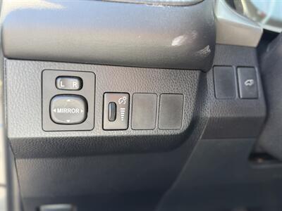 2016 Toyota RAV4 XLE - Photo 13 - Los Angeles, CA 90065