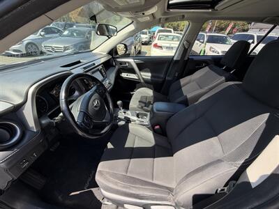 2016 Toyota RAV4 XLE - Photo 8 - Los Angeles, CA 90065