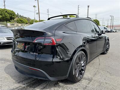 2022 Tesla Model Y Performance   - Photo 6 - Los Angeles, CA 90065
