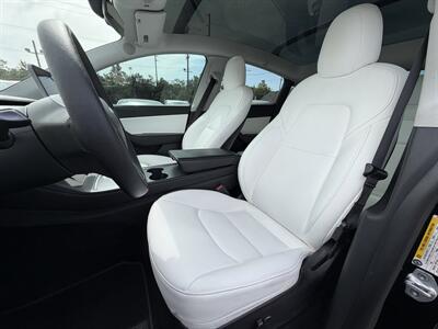2022 Tesla Model Y Performance   - Photo 11 - Los Angeles, CA 90065