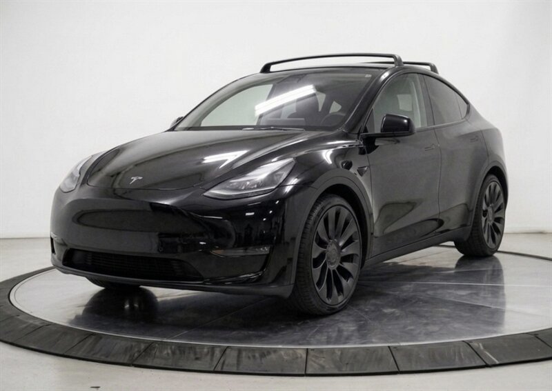 2022 Tesla Model Y Performance Dual Motor All-Wheel Drive's photo