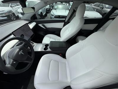 2022 Tesla Model Y Performance   - Photo 12 - Los Angeles, CA 90065