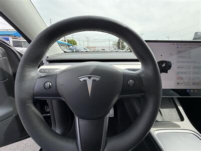 2022 Tesla Model Y Performance   - Photo 18 - Los Angeles, CA 90065