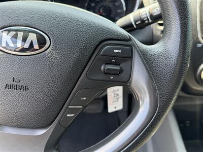 2017 Kia Forte LX   - Photo 12 - Los Angeles, CA 90065