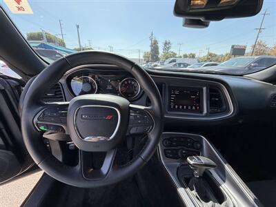 2019 Dodge Challenger SXT   - Photo 11 - Los Angeles, CA 90065