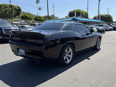 2019 Dodge Challenger SXT   - Photo 4 - Los Angeles, CA 90065
