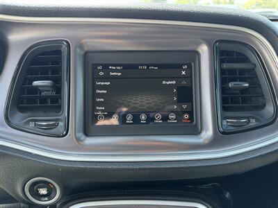 2019 Dodge Challenger SXT   - Photo 10 - Los Angeles, CA 90065