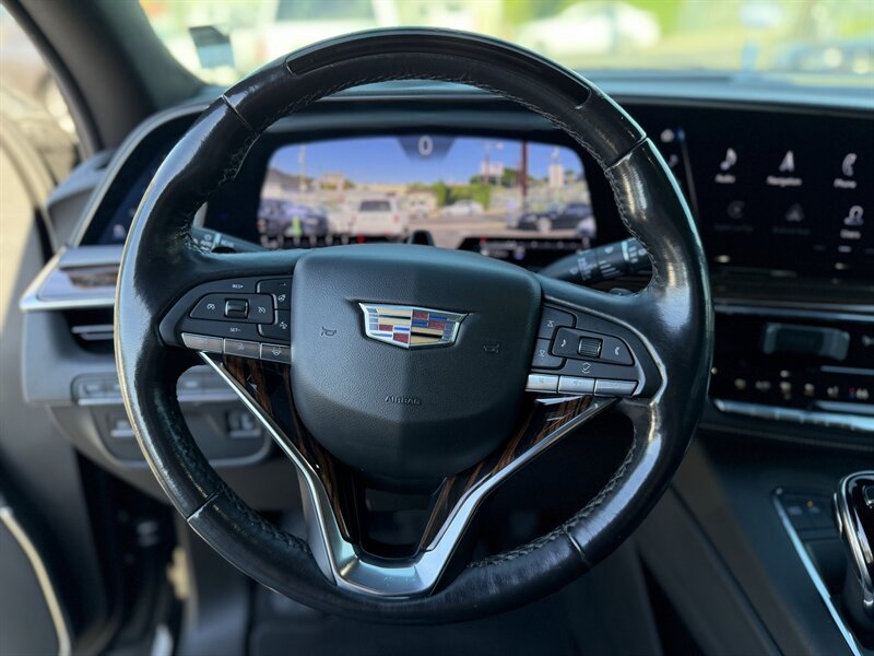 2023 Cadillac Escalade ESV Premium Luxury - Photo 10 - Los Angeles, CA 90065