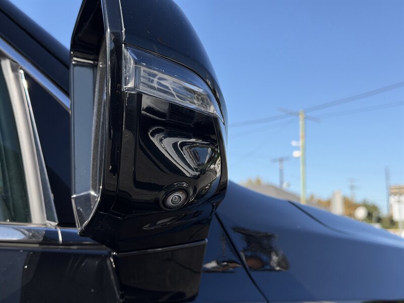 2023 Cadillac Escalade ESV Premium Luxury - Photo 25 - Los Angeles, CA 90065