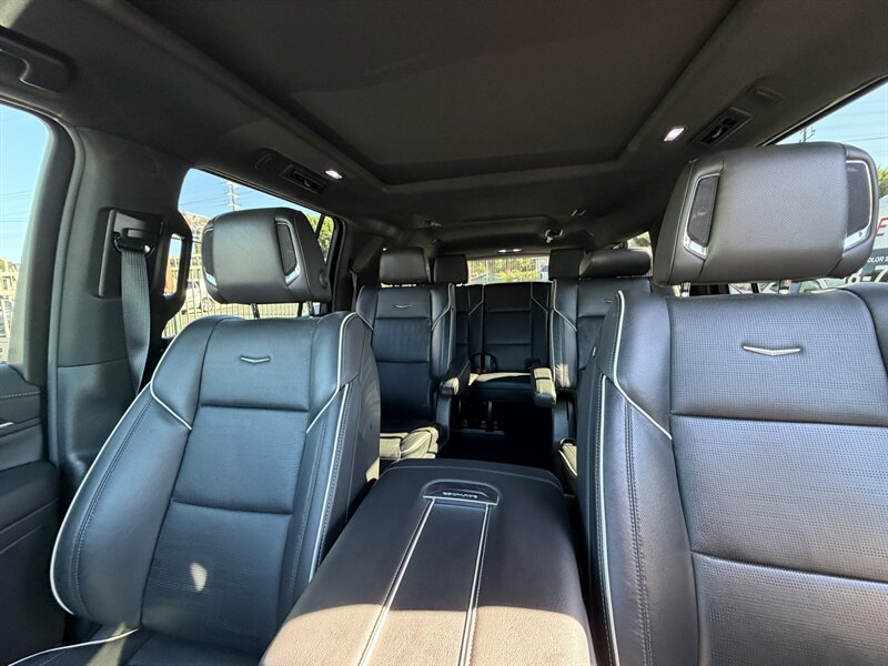2023 Cadillac Escalade ESV Premium Luxury - Photo 17 - Los Angeles, CA 90065