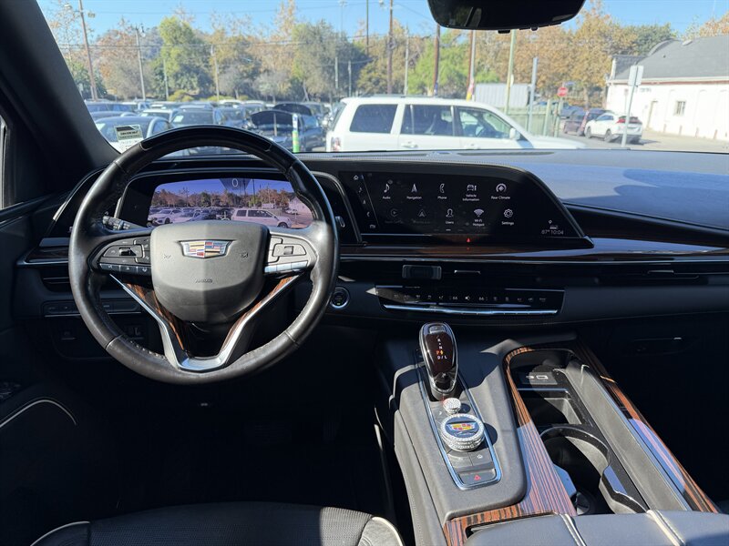 2023 Cadillac Escalade ESV Premium Luxury - Photo 20 - Los Angeles, CA 90065