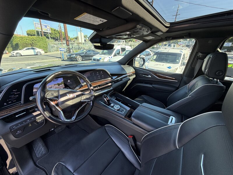2023 Cadillac Escalade ESV Premium Luxury - Photo 8 - Los Angeles, CA 90065
