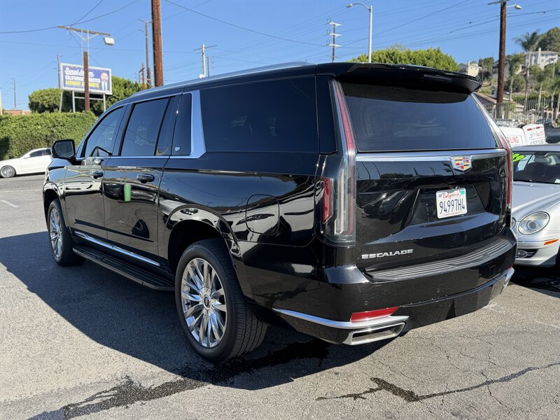 2023 Cadillac Escalade ESV Premium Luxury - Photo 7 - Los Angeles, CA 90065