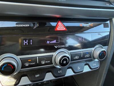 2020 Hyundai ELANTRA SEL 4dr Sedan SULEV - Photo 22 - Los Angeles, CA 90065