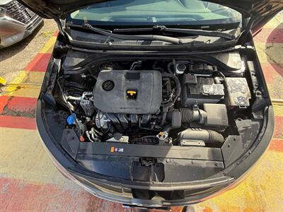 2020 Hyundai ELANTRA SEL 4dr Sedan SULEV - Photo 34 - Los Angeles, CA 90065