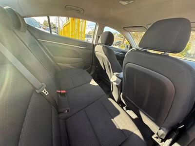 2020 Hyundai ELANTRA SEL 4dr Sedan SULEV - Photo 12 - Los Angeles, CA 90065